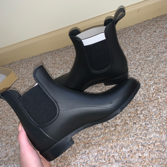 Michael Kors rain boots - Picture 2 of 3